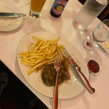 Le Chat Noir - Steak frites and a victory golden monkey! Awesome atmosphere and menu! - French Near Me - Washington, DC, District of Columbia Le Chat Noir - Steak frites and a victory golden monkey! Awesome atmosphere and menu! - French Near Me - Washington, DC, District of Columbia