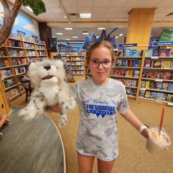 Barnes & Noble - Books, Mags, Music & Video Near Me - Miami, Florida