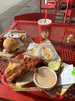 Dave’s Hot Chicken by null