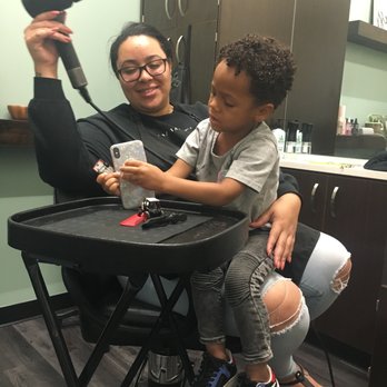 Briahna The Stylist - so patient! - Hair Salons Near Me - Henderson, Nevada