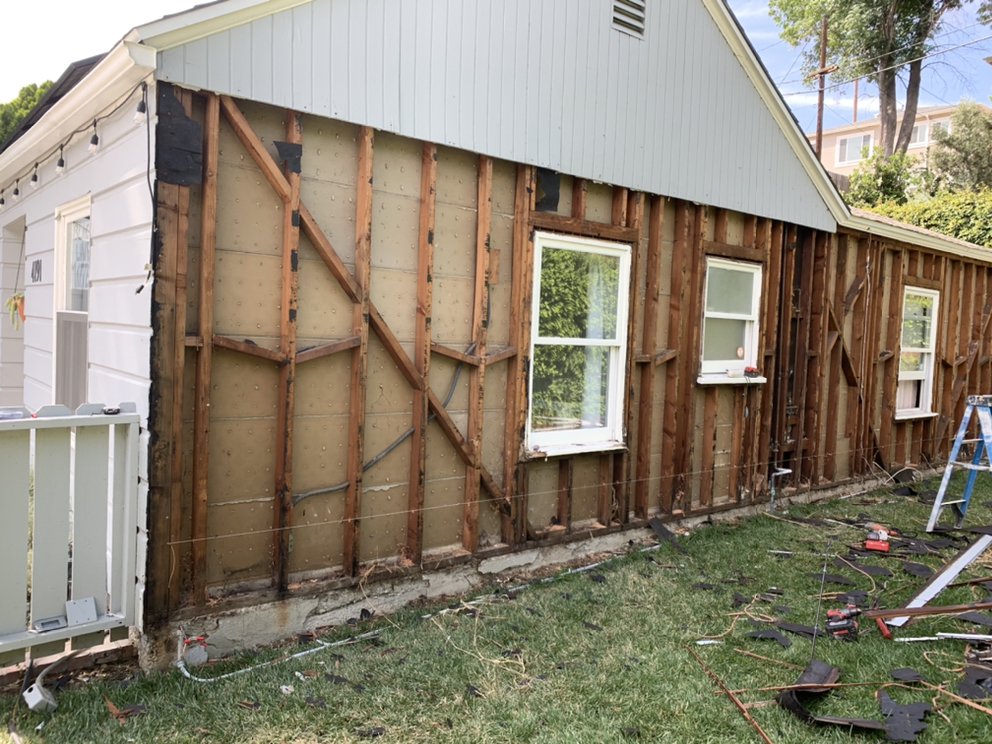 Slide of Leveling Co Build And Design