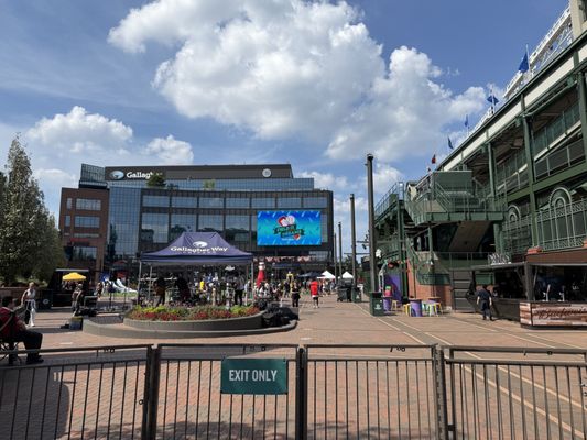 Gallagher Way by null