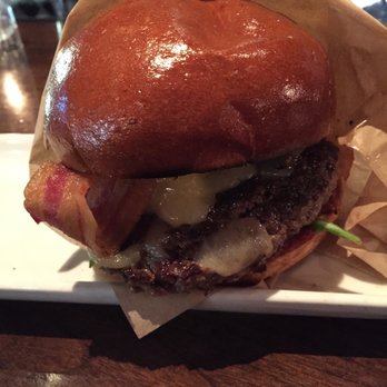 25 Degrees - #1 Mezzo secco jack cheese, no onion - Burgers Near Me - Los Angeles, California 25 Degrees - #1 Mezzo secco jack cheese, no onion - Burgers Near Me - Los Angeles, California