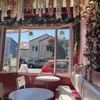 Damask Rose Coffee - Coffee & Tea Near Me - Oakland, California Damask Rose Coffee - Coffee & Tea Near Me - Oakland, California