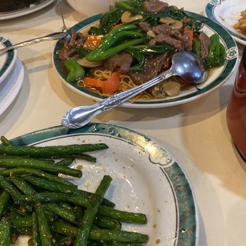 Seashore Chinese Restaurant - Pan fried noodles with beef and green beans - Chinese Near Me - Torrance, California Seashore Chinese Restaurant - Pan fried noodles with beef and green beans - Chinese Near Me - Torrance, California