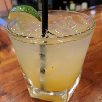 Duke's Malibu - Lilikoi cocktail - New American Near Me - Malibu, California Duke's Malibu - Lilikoi cocktail - New American Near Me - Malibu, California