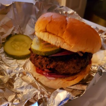 Piper's Kilt - Char-grilled Burger with pickles onions and ketchup - (11/21/2020) - American Near Me - Eastchester, New York Piper's Kilt - Char-grilled Burger with pickles onions and ketchup - (11/21/2020) - American Near Me - Eastchester, New York