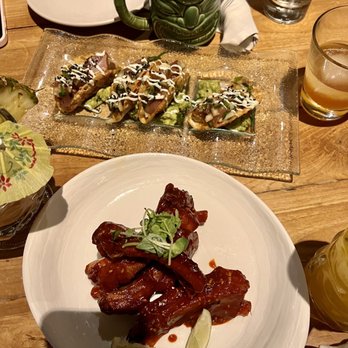 Duke's La Jolla - Korean Sticky Ribs & Poke Tacos AWESOME - New American Near Me - La Jolla, California