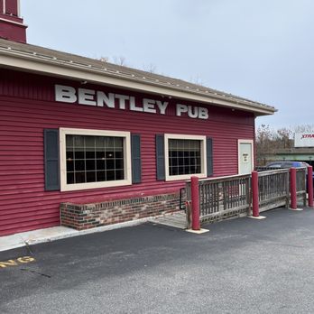 Bentley Pub - Outside of restaurant. - Pubs Near Me - Auburn, Massachusetts