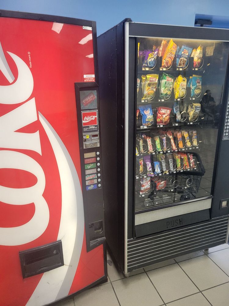 WASHNWAIT LAUNDROMAT with photos Updated August 2024 14 Photos