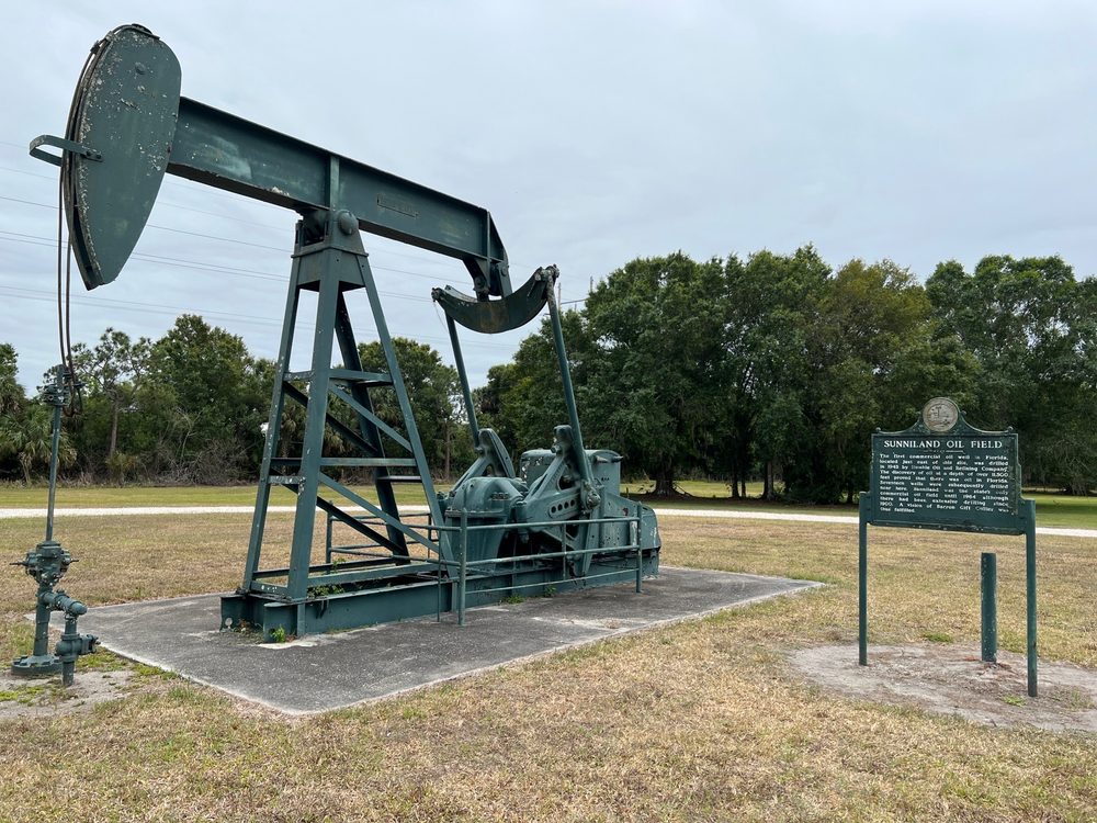 Oil Well Park Logo
