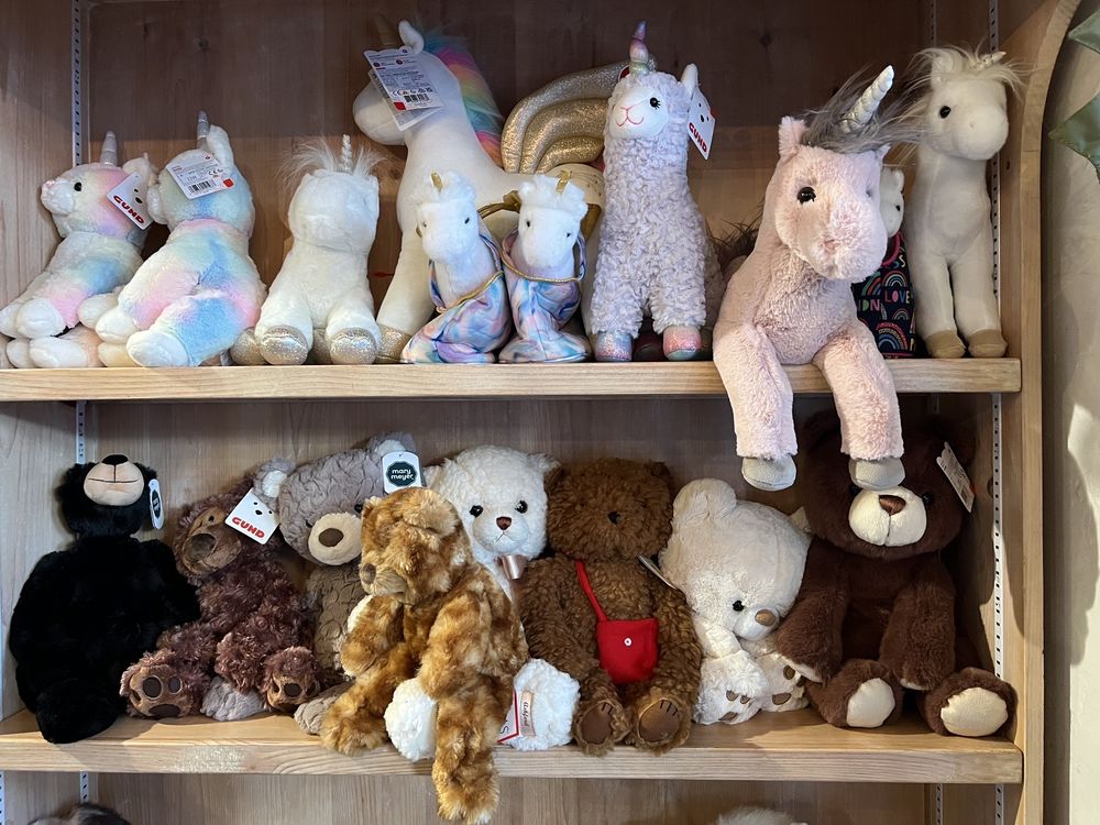 THE TOYWORKS Updated August 2024 17 Photos & 35 Reviews 6940