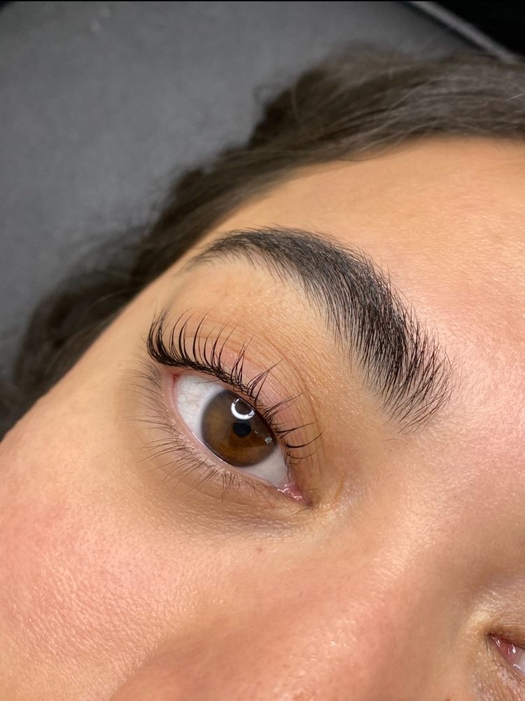 Bella Vita Lashes Logo