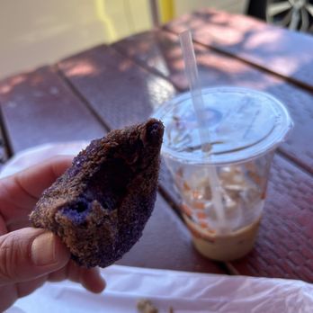 An Xuyen Bakery - UBE donut - Bakeries Near Me - Portland, Oregon An Xuyen Bakery - UBE donut - Bakeries Near Me - Portland, Oregon
