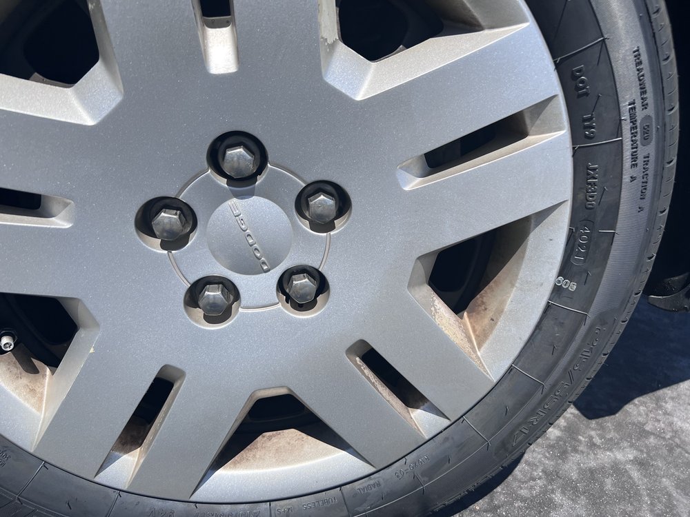 ISAIAS TIRE SHOP Updated September 2024 21 Reviews 713 W Bethany Home Rd, Phoenix, Arizona