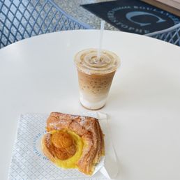 Apricot Croissant
