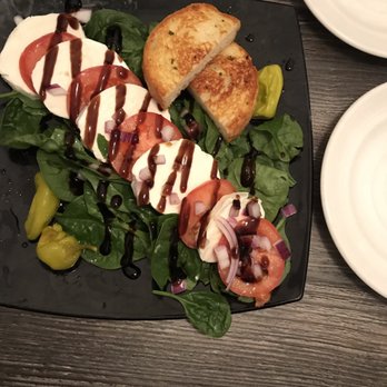 Black & White Grille - Tomato and mozzarella caprese - American Near Me - Spencer, Massachusetts