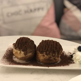 Sugar Miss Tea Cafe - Oreo Cream Puff Instagram: fooodies.united - Desserts Near Me - Brooklyn, New York Sugar Miss Tea Cafe - Oreo Cream Puff Instagram: fooodies.united - Desserts Near Me - Brooklyn, New York