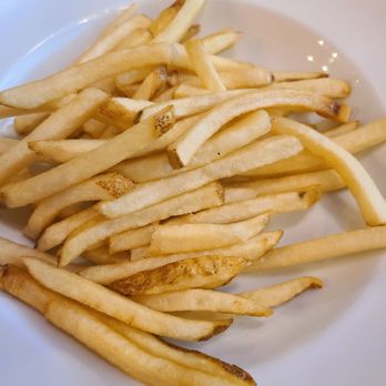 Martin's Tavern - Side of fries - Breakfast & Brunch Near Me - Washington, DC, District of Columbia Martin's Tavern - Side of fries - Breakfast & Brunch Near Me - Washington, DC, District of Columbia