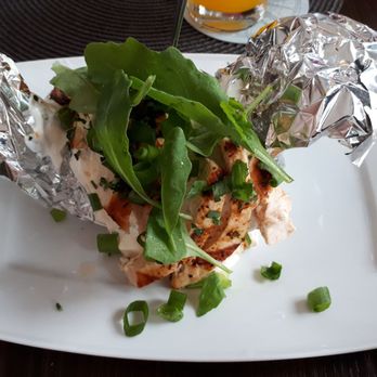 Der Pirat - Ofenkartoffel mit Hähnchenfleisch - German Near Me - Wangerooge, NI Der Pirat - Ofenkartoffel mit Hähnchenfleisch - German Near Me - Wangerooge, NI
