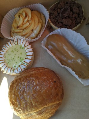 Colette Bakery by null