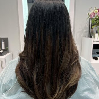NAŌRU Beauty Salon - Curtain bangs with Trim + Styling on Thick/Coarse/Color-Damaged hair
Color was done elsewhere a long time ago. - Hair Salons Near Me - Sunnyvale, California NAŌRU Beauty Salon - Curtain bangs with Trim + Styling on Thick/Coarse/Color-Damaged hair
Color was done elsewhere a long time ago. - Hair Salons Near Me - Sunnyvale, California