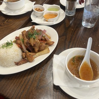 Higo Peru - Saltado De Pollo - Peruvian Near Me - Rowland Heights, California