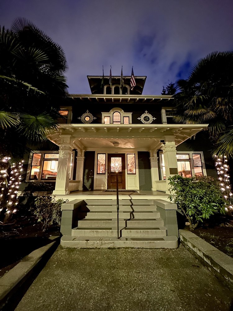 Gaslight inn updated july 2025 40 photos 77 reviews 1727 15th