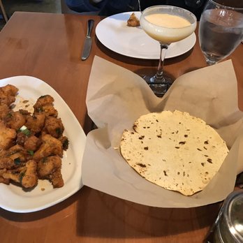 Indian Twist - Garlic cauliflower, bread and cocktail! - Indian Near Me - Tucson, Arizona