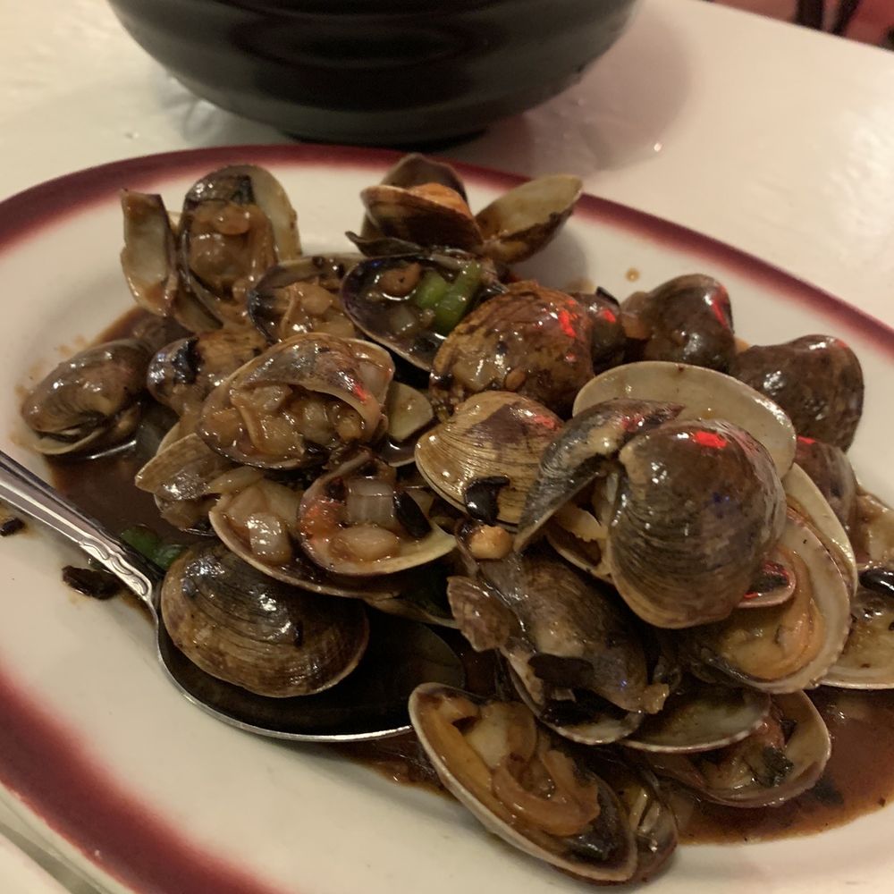 Nam Phuong - Clam sautéed with black bean sauce - amazing, I love clam dishes prepared in asian cuisines - Vietnamese Near Me - Philadelphia, Pennsylvania