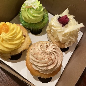Jennivee’s Bakery - Horchata Buko Pandan Cupcake Rhapsody Cupcake Mango Cream Cupcake - Desserts Near Me - Chicago, Illinois
