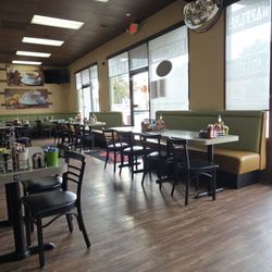 Cheliz Restaurant - Entrance/dining area