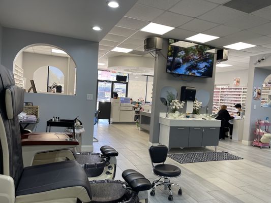 Cutesy Nails And Spa