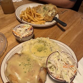Julian Cafe - Chicken Fried Steak with Fries & Chicken Pie with Mashed Potatoes - Bakeries Near Me - Julian, California