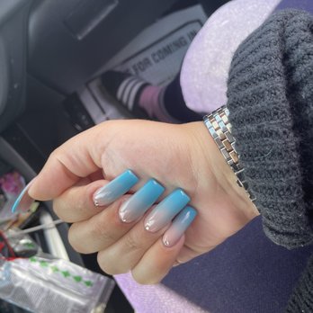 Royal Nails - Ombré set - Nail Salons Near Me - Anaheim, California