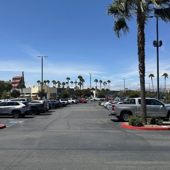 Hacienda Crossings - Shopping Centers Near Me - Dublin, California Hacienda Crossings - Shopping Centers Near Me - Dublin, California