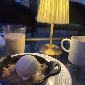 1228 Main - Warm pear buckle - Bakeries Near Me - Las Vegas, Nevada