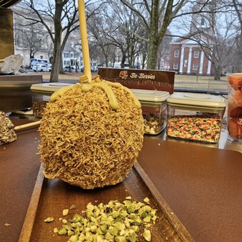 Be Berries - Desserts Near Me - New Haven, Connecticut