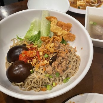 Sky Cafe - Mie reong - Indonesian Near Me - Philadelphia, Pennsylvania