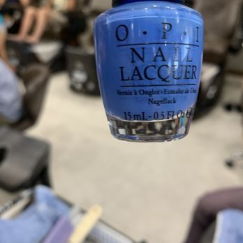 VMC Spa Pro Nails - Blue polish - Nail Salons Near Me - Austin, Texas