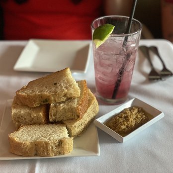 G Bar & Kitchen - Free bread and olive spread - Bars Near Me - Swampscott, Massachusetts