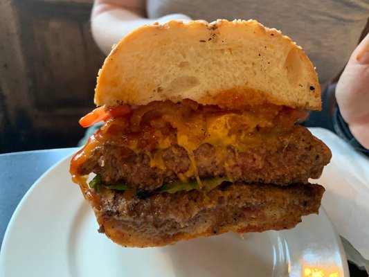 Bonnie's Grill by null