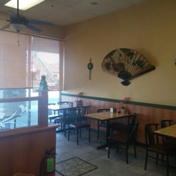 China Moon - The dining area