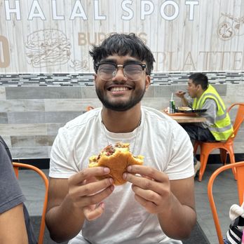 Hunchos Halal Spot - SMASH BURGER - Seafood Near Me - New York, New York Hunchos Halal Spot - SMASH BURGER - Seafood Near Me - New York, New York