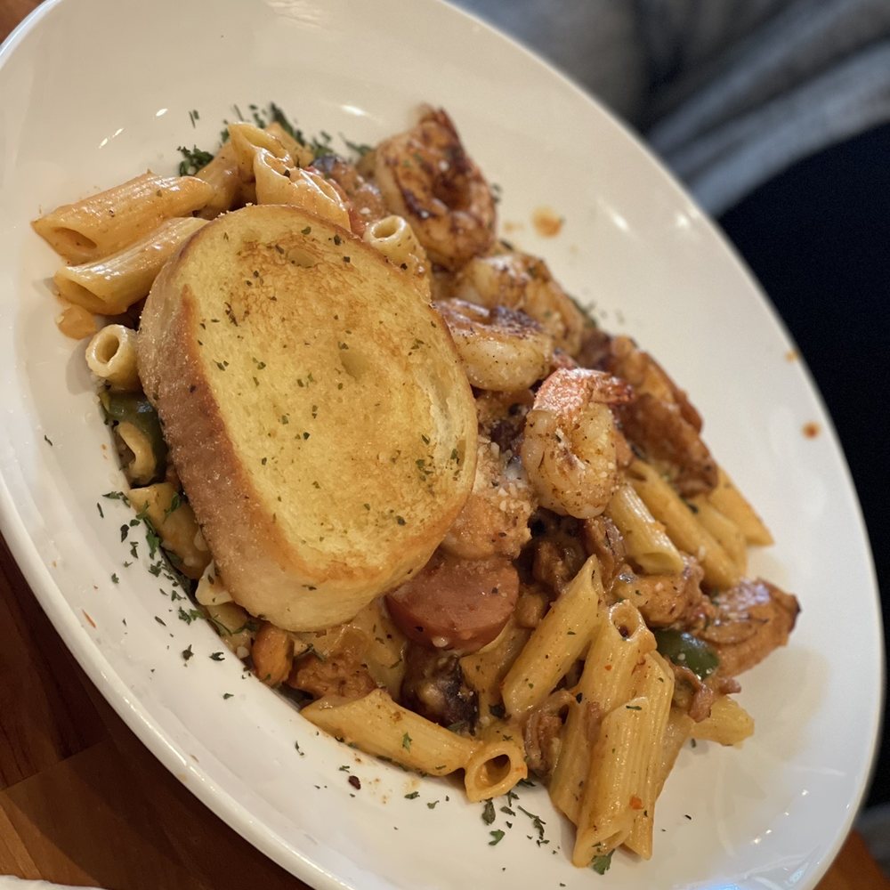 Cheddar's Scratch Kitchen - New Orleans Pasta - Comfort Food Near Me - Selma, Texas
