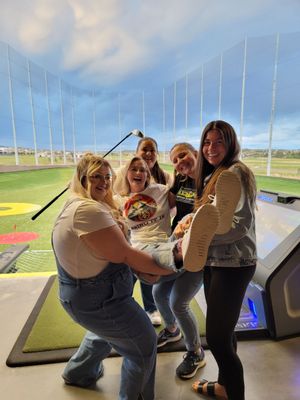 Topgolf by null