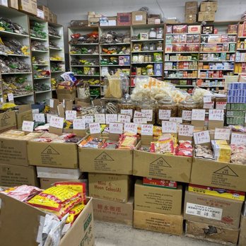 Yuan Feng Groceries - Inside - International Grocery Near Me - Honolulu, Hawaii