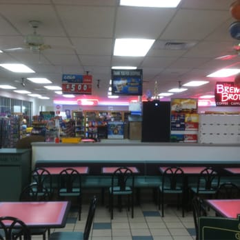 R-Place Shell Convenience Stores - empty tables and chairs - Convenience Stores Near Me - Ely, Nevada