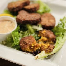 29 Palms Inn - Hearts of Palm Cakes
