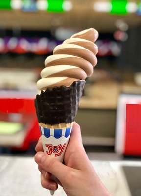 Ron's Gourmet Ice Cream and Twentieth Century Bowling Alley by null